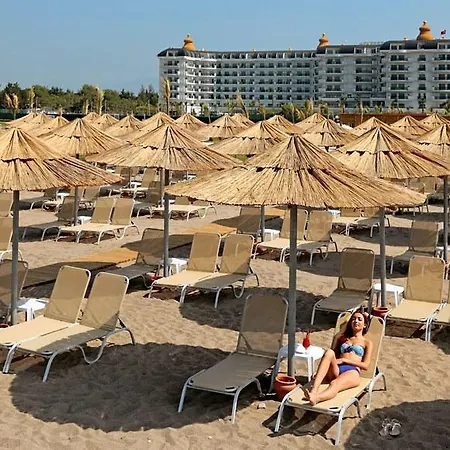 Heaven Beach Apart 2* סייד